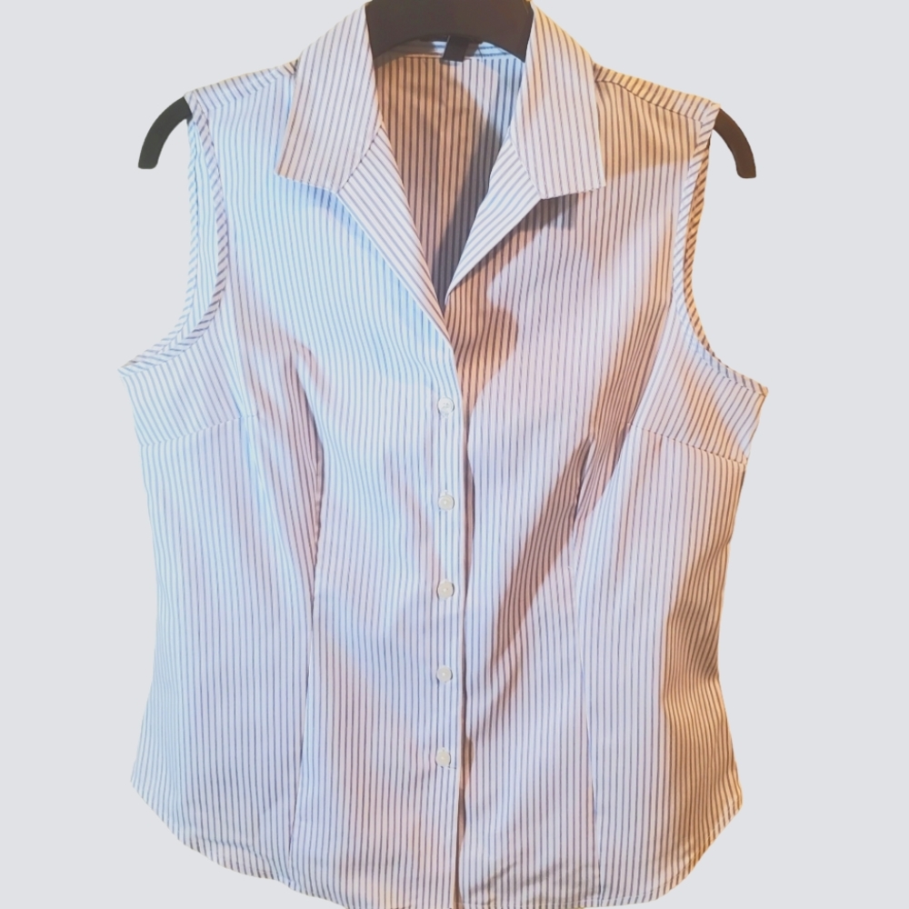 Jones New York Women's Pinstriped Blouse